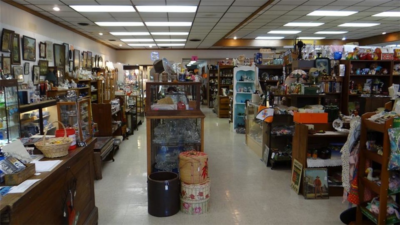 Mother Road Antique Mall