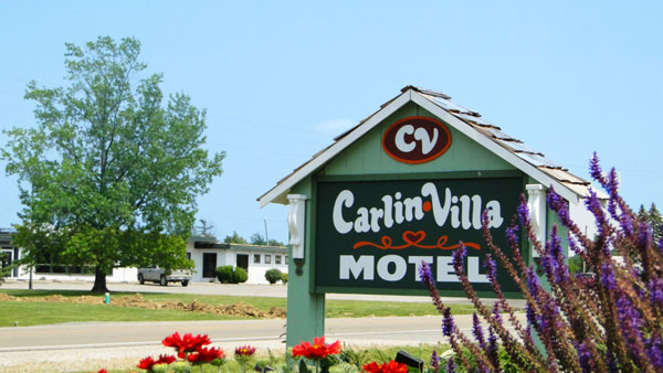 CarlinVilla Motel