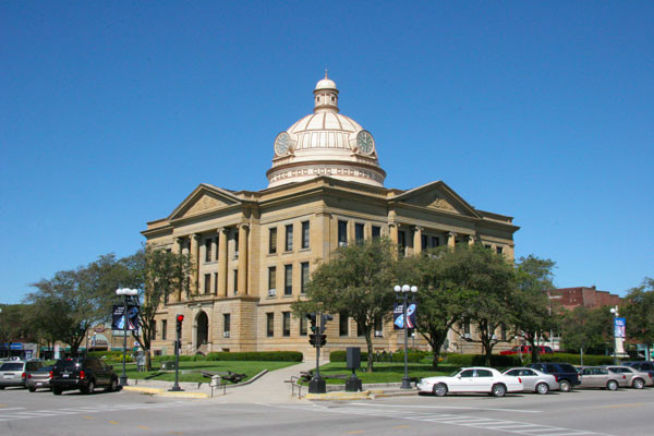 Logan County Courthouse