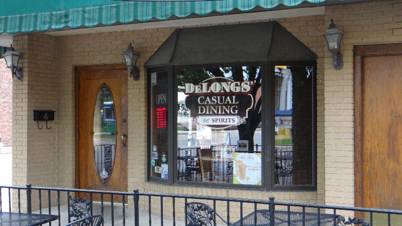 DeLongs’ Casual Dining and Spirits