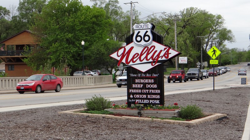 Nelly's Restaurant